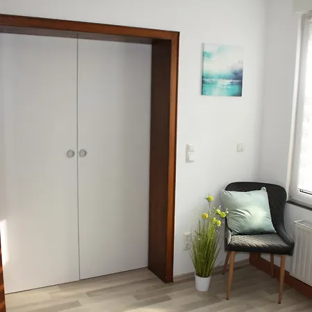 Wellnessapartment Nr2 Mit Infrarot Sauna - Wallbox - Netflix - Wlan Oberhausen (North Rhine-Westphalia)