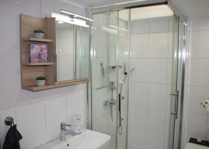 Wellnessapartment Nr2 Mit Infrarot Sauna - Wallbox - Netflix - Wlan